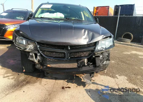 2019 Dodge Journey Se from USA, damaged, VIN 3C4PDCBB8KT756247